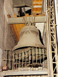 Big bell tower is in the back part of the stage. Bells are almost 200 years old, and their weight is more than 200 pounds
Click to enlarge